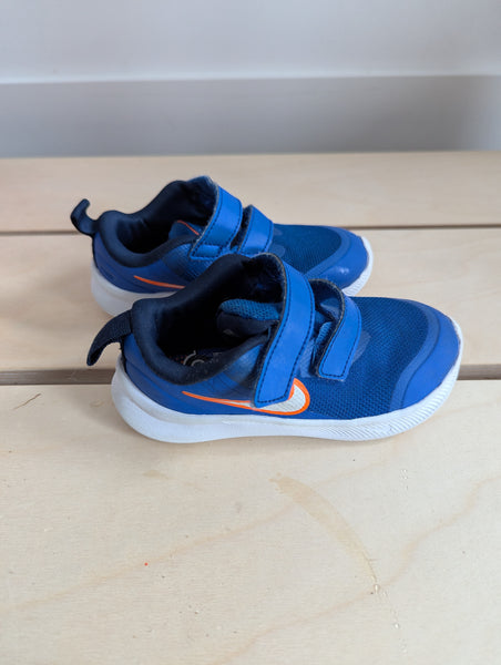 Nike Running Shoes (9C)