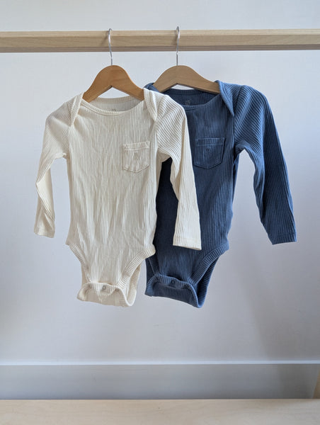 Baby Gap Long Sleeve Ribbed Onesies (2 Pcs) (18-24M)