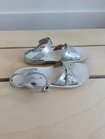 Saltwater Sweetheart Sandals (1J)