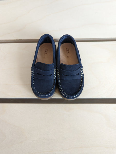 Zara Leather Boat Shoes (21 or 5C)